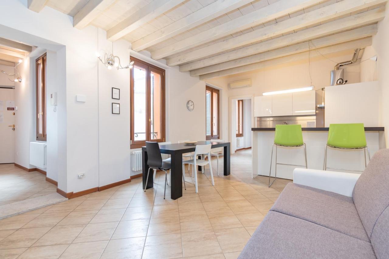 Trilocale Rua Sovera 85 - F&L Aparment 布雷西亚 外观 照片