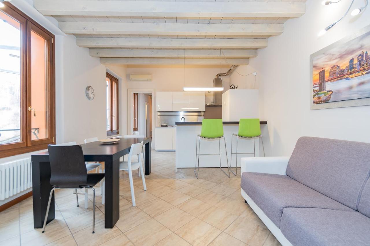 Trilocale Rua Sovera 85 - F&L Aparment 布雷西亚 外观 照片