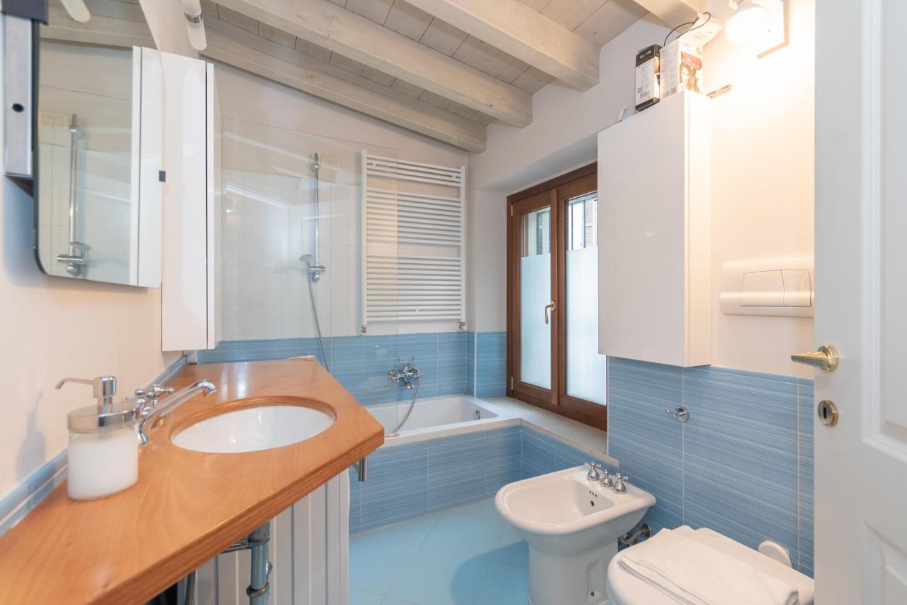 Trilocale Rua Sovera 85 - F&L Aparment 布雷西亚 外观 照片