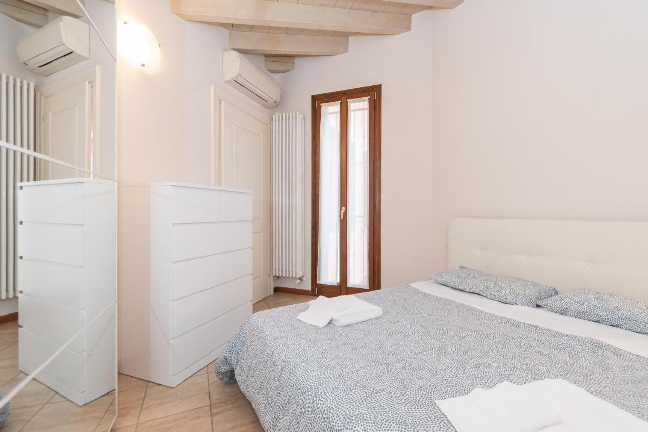Trilocale Rua Sovera 85 - F&L Aparment 布雷西亚 外观 照片
